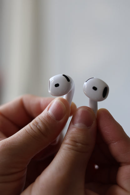 AirPods 4th Gen